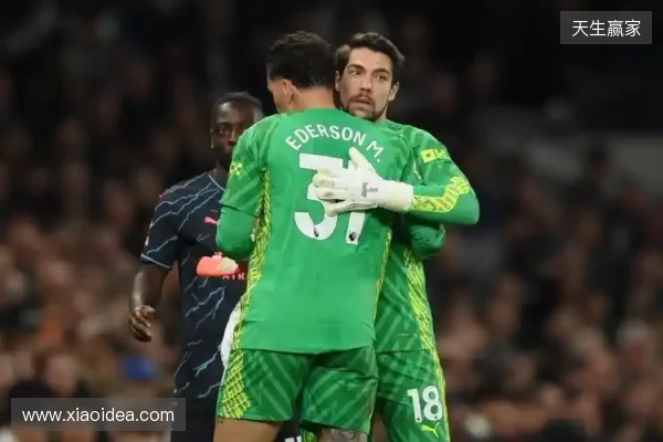 罗马诺：本托交易取消后，热那亚转而追求曼城门将奥尔特加